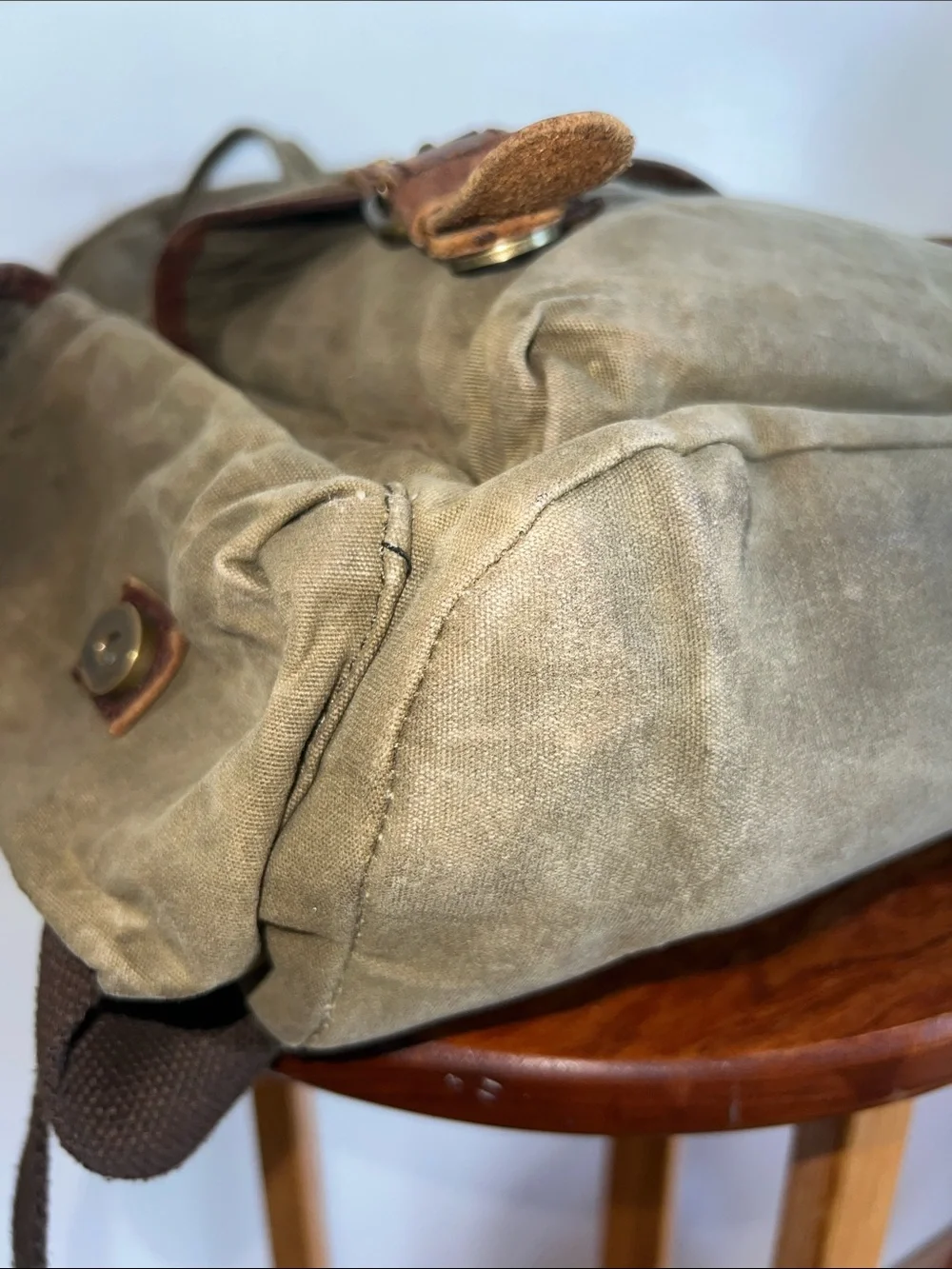 Western Leather Goods lone horse Distressed Canvas Leather Rucksack Backpack